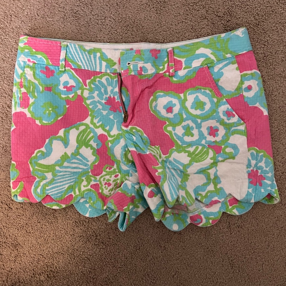 Lilly Pulitzer Pink, Blue & Green buttercup Scalloped Hem High Waist Shorts
